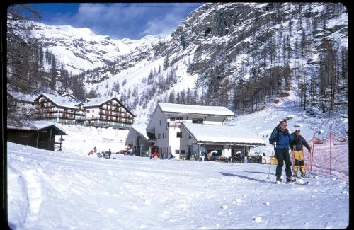 Staffal Hotel | La Trinitè Monboso Hotel