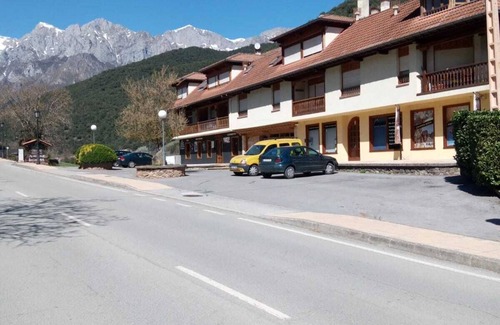 Tanarrio Apartment | La Ventana de Picos. Flat for four people