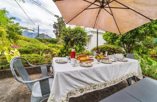 Hell-Bourg Villa | La Villa Blanche, Hell-Bourg