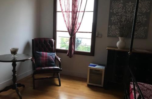 Saint-Cyr-sur-Loire Bed & Breakfast | LA VILLA BOLERO