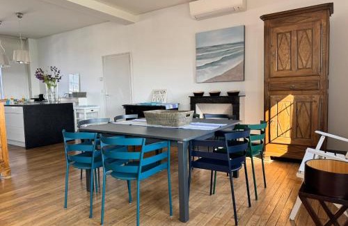 Thouars Villa | La Villa Camille - vue sur le Thouet BY PRIMO CONCIERGERIE