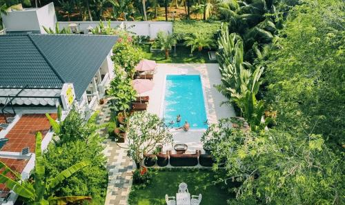 Chau Thanh Bed & Breakfast | La villa de CoCo Bến Tre
