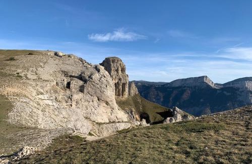 Saint-Hilaire-du-Rosier Villa | La villa près des Monts du Matin, au pied du Vercors