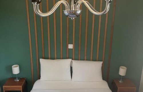 Conakry Bed & Breakfast | LA VILLA M