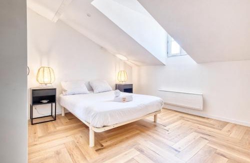 Perigueux Apartment | la voliere de la Cathedrale