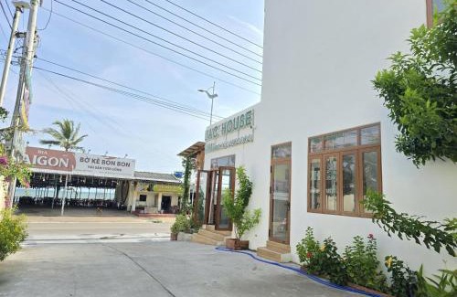 Central Mui Ne Beach House | Lac House Mui Ne