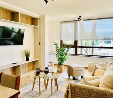 Los Angeles Apartment | Laguna verde