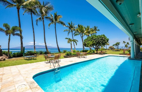 Historic Lahaina Front Street Apartment | Lahaina Shores 421 - Studio Oceanfront Condo