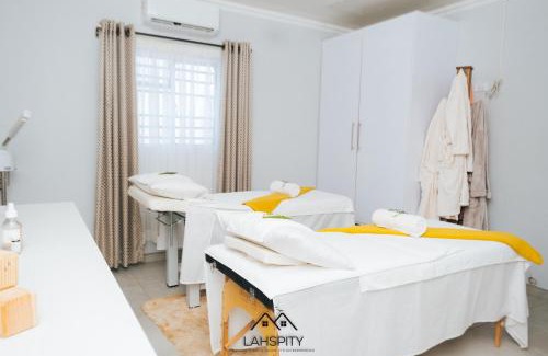 Vryburg House | Lahspity Guesthouse