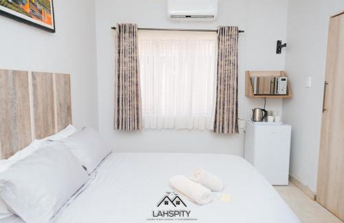 Vryburg House | Lahspity Guesthouse