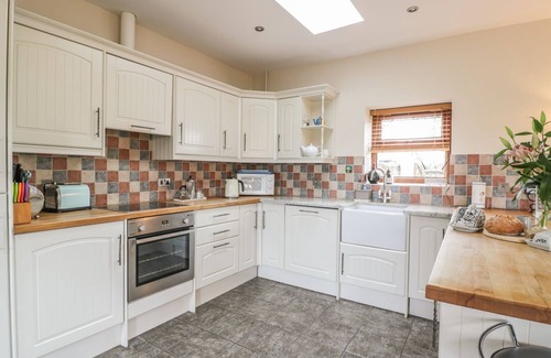 Lochmaben House | LAIRD HOUSE, family friendly, with open fire in Lochmaben