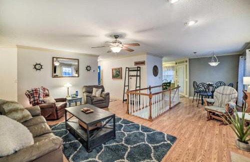 Cadiz House | Lake Barkley Home with Fire Pit and Private Dock!