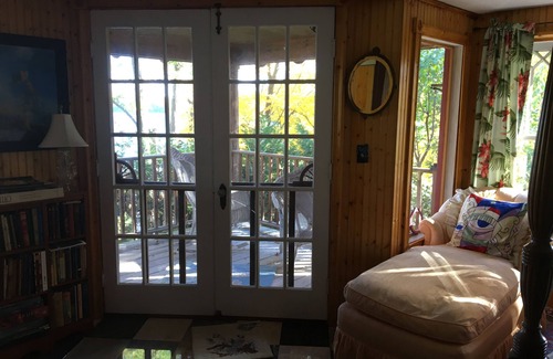 Moriah Center Cottage | Lake Champlain Charming Cottage