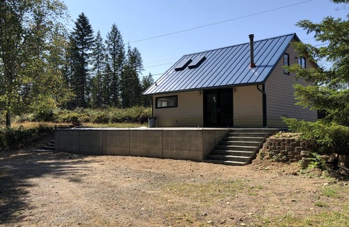 West Hills Cabin | Lake Christine Cottage