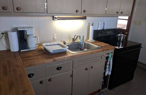 Oak Harbor House | Lake Erie beach access