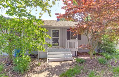 Amherst House | Lake Erie Family Getaway in Amherst Pets Welcome!