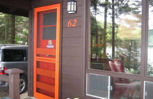 Lac-McGregor Cottage | Lake Front Cottage - 23 Miles/37 Klm. from Parliament HillnCHECK OUT THE SAVINGS