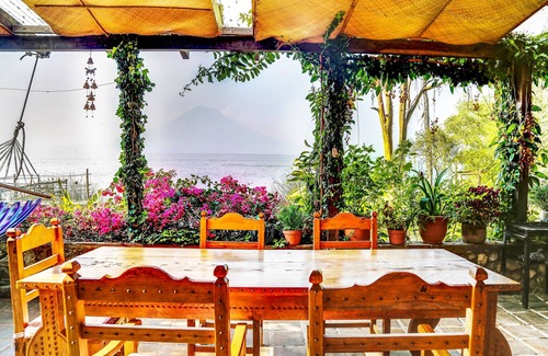 Santa Cruz La Laguna Ski Chalet | Lake Front Paradise/Nature & Mayan Culture Collide