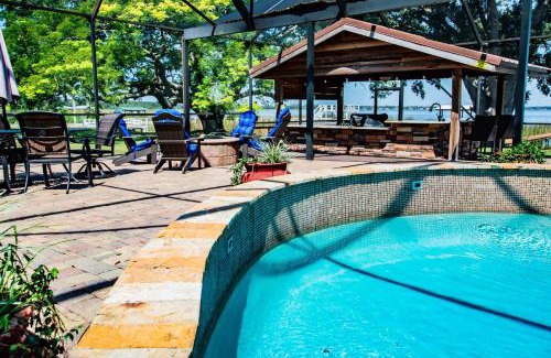 Wesley Chapel House | Lake Hamilton VI - Pool and Backyard Oasis