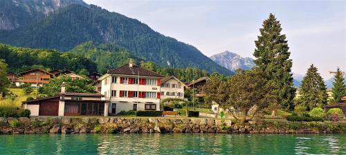 Boenigen Apartment | Lake House
