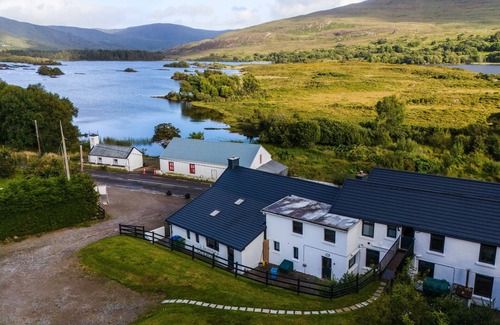 Dawros House | Lake House & Pub Kerry – Large Groups 26 Guests