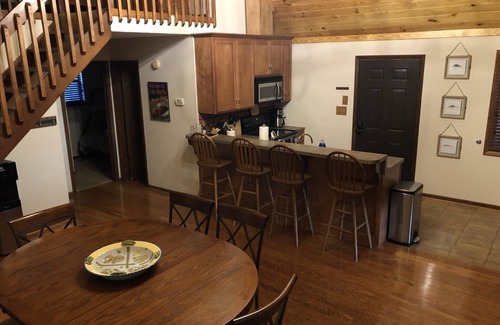Dadeville House | Lake Martin Cabin Escape