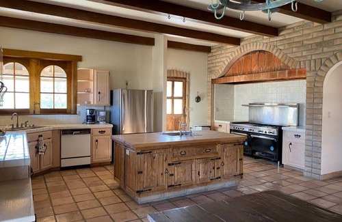 Lake Isabella House | LAKE & MOUNTAIN VIEWS, RIVER RAFTING, BOATING, SKIING