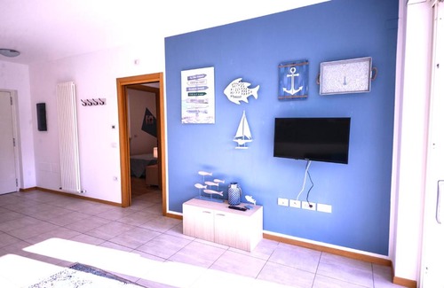 Torbole sul Garda Apartment | Lake & Pool