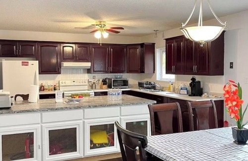 Dunsford Cottage | Lake Sturgeon Getaway