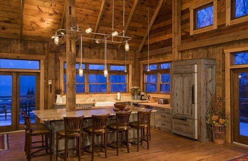 Maple Cabin | Lake Superior Barn now has Star Link Wi-Fi!