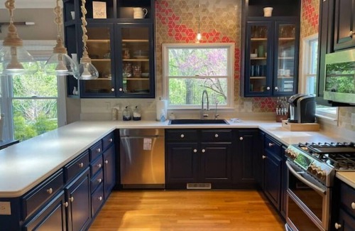 Culver House | Lake Town Retreat Near CMA/CGA