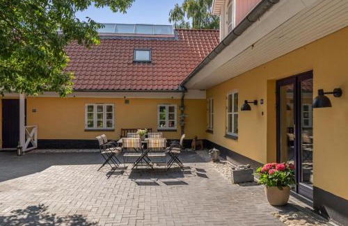 Grindsted Apartment | Lake View Apartment