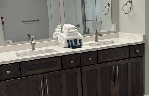 Canandaigua Condo | Lake view condo on Canandaigua Lake