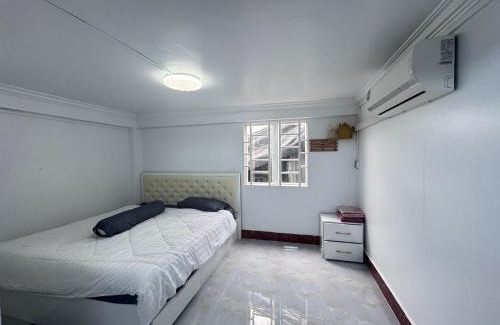 Prey Nob House | Lake View House