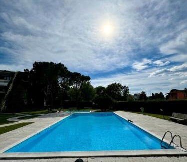 Desenzano del Garda Apartment | Lake view with 2 swimming pools