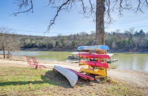 Cape Fair Apartment | Lake Views and Community Perks Cape Fair Apartment!