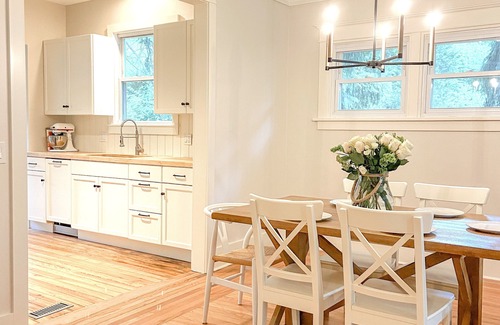 North Street Apartment | Lake Views! Prime location. Completely remodeled. Family and pet friendly.