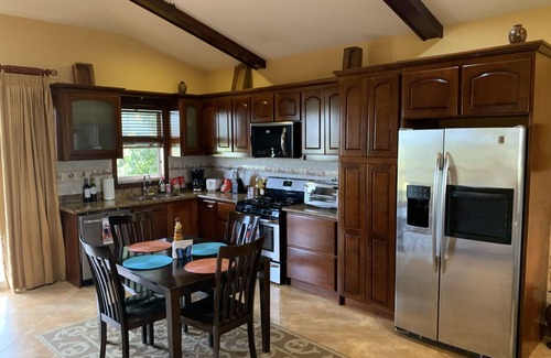 Tierras Morenas House | Lake & Volcano Views! 3 Bedroom, 2 1/2 Bath, Full Home - 10% 7 Day Discount
