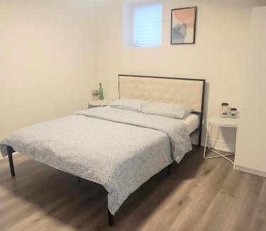 Stoney Creek Apartment | Lake-Walk House 3 Bed 2 Bath Apt