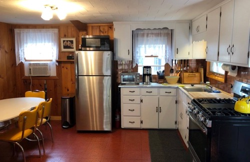 Tuftonboro Cottage | Lake Winnipesaukee, Little Bear Island Cottage w/shared Dock, BOAT REQUIRED