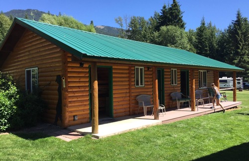 Troy Cabin | Lakefront - 3 attached Cabins with large picnic shelter; dock, ON BULL LAKE