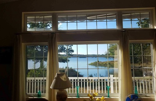 Marion House | Lakefront at Lake of Egypt sleeps 10! Dock/2 kayaks 2 paddleboards!