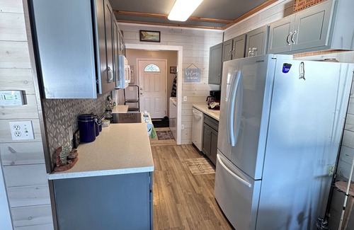 Baldwin House | Lakefront cabin, sandy swim area, close to lots of unique attractions!