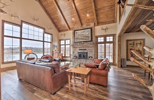 Cedar Vale House | Lakefront Cedar Vale Lodge with Private Boat Dock!