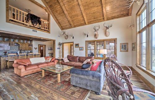 Cedar Vale House | Lakefront Cedar Vale Lodge with Private Boat Dock!