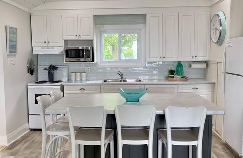 Dashwood Cottage | Lakefront Cottage on Lake Huron - with Private Beach!