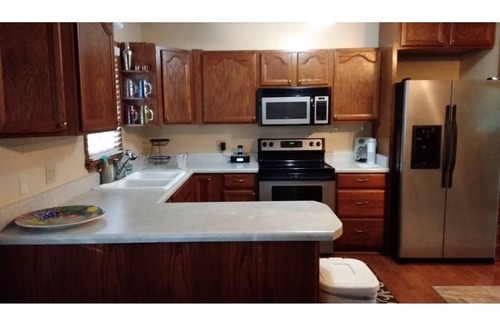 Fair Play House | Lakefront/cove Safe Neighborhood Lg decks Waterfall 100 yds away & Internet