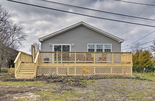 Bridgeport House | Lakefront Home with Deck, Fishing Dock and Canoe!