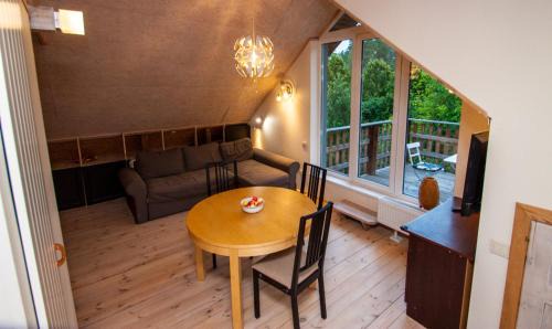 Varena I Apartment | Lakefront house in Senoji Varėna