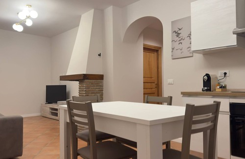 Lake Bracciano Apartment | LAKEFRONT IN THE HISTORIC CENTER
